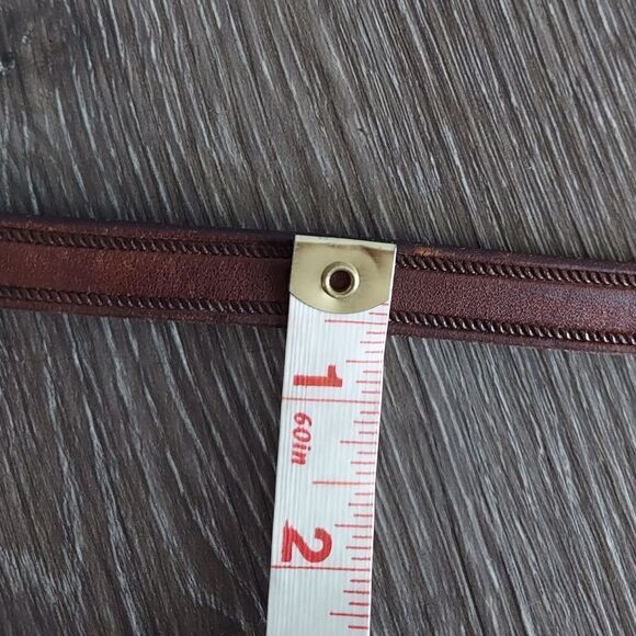 Vintage Justin Brown Tooled Embossed Skinny Belt Size 32 - Picture 7 of 7